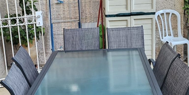 WhatsApp Image 2025-11-10 at 09.06.23